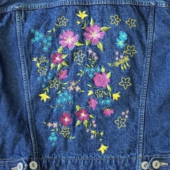 Vintage Liz Claiborne Jean Jacket - Picture 3 of 8